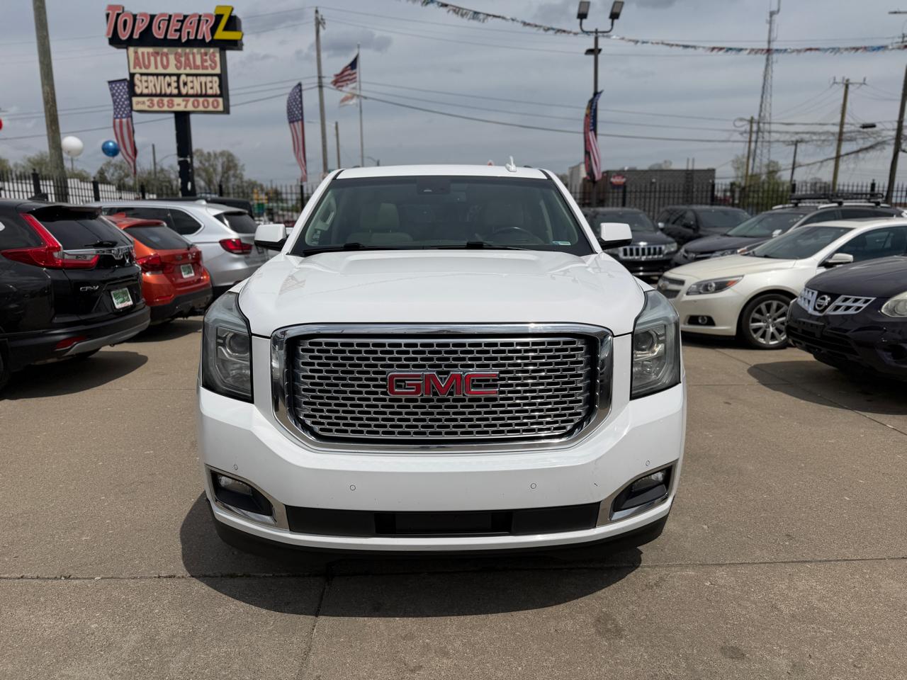 GMC Yukon Denali XL 4WD 2015