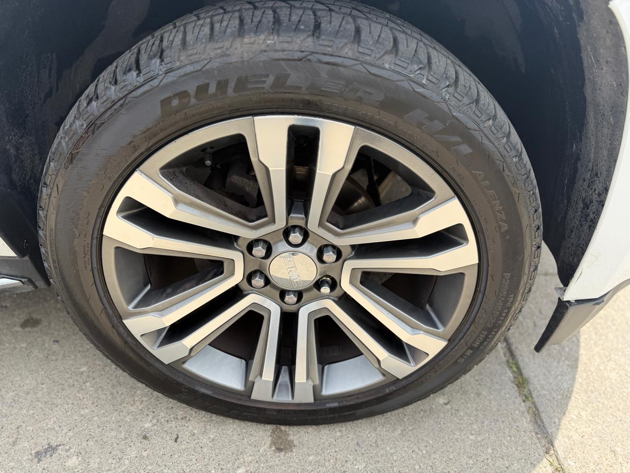 GMC Yukon Denali XL 4WD 2015