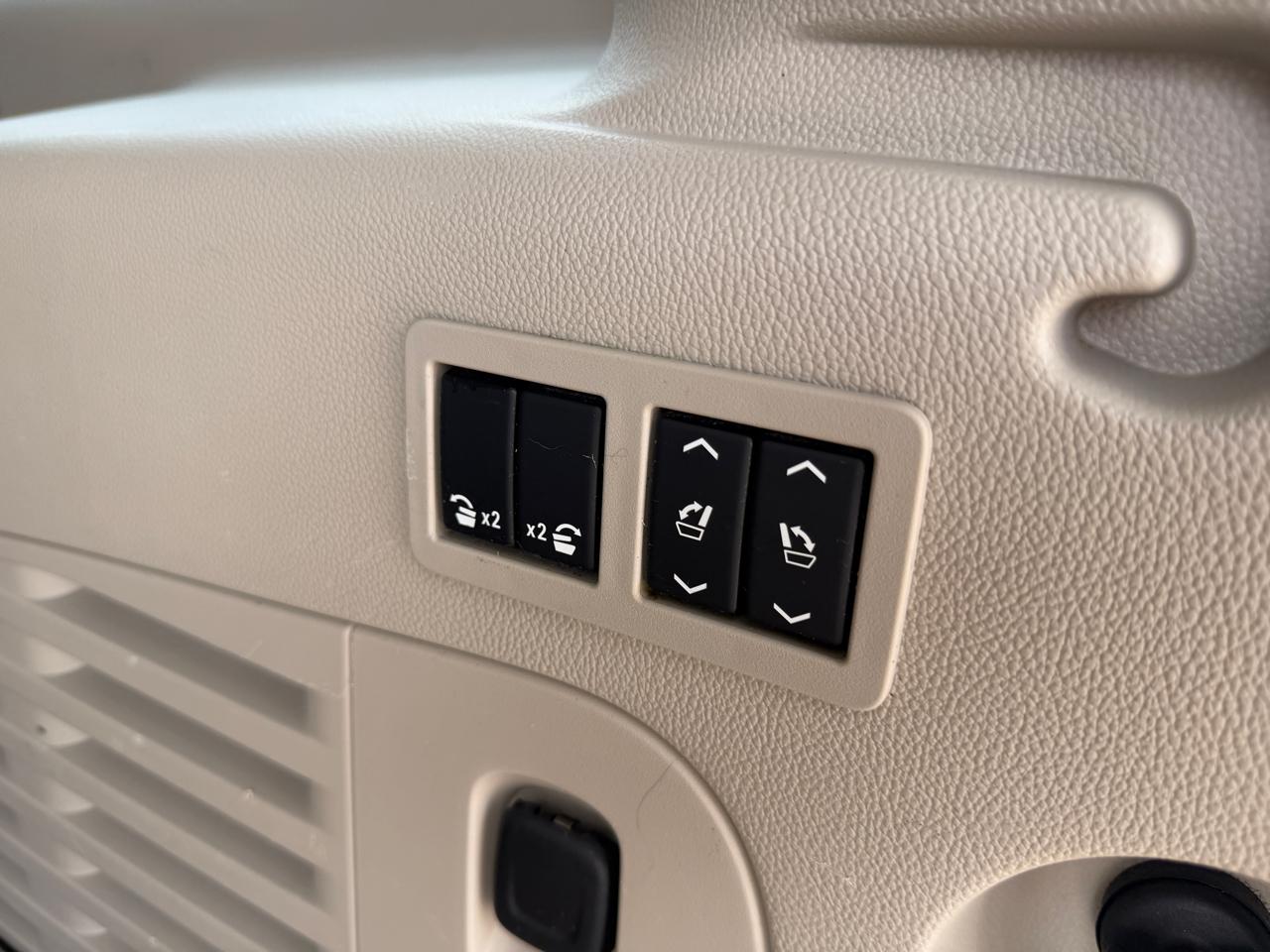 GMC Yukon Denali XL 4WD 2015