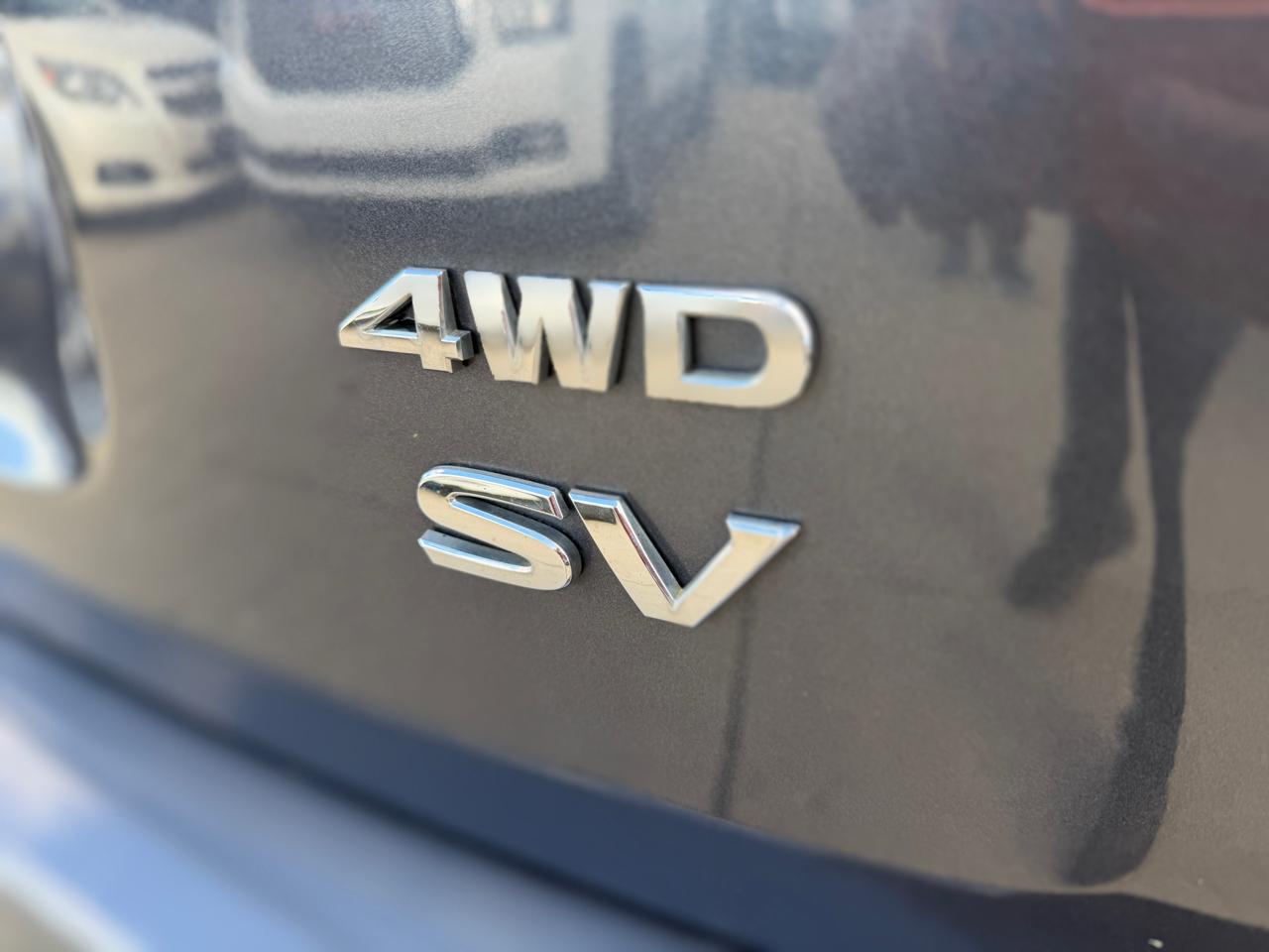 Nissan Pathfinder SV 4WD 2013