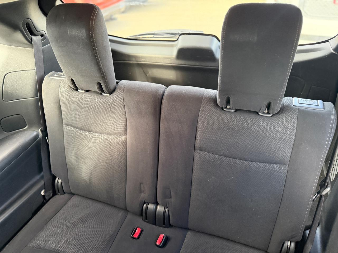 Nissan Pathfinder SV 4WD 2013