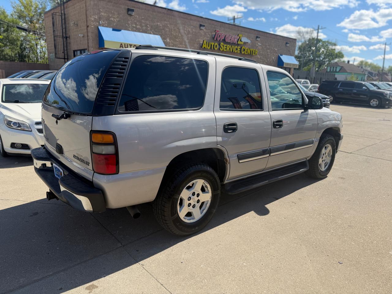 Chevrolet Tahoe 4WD 2004