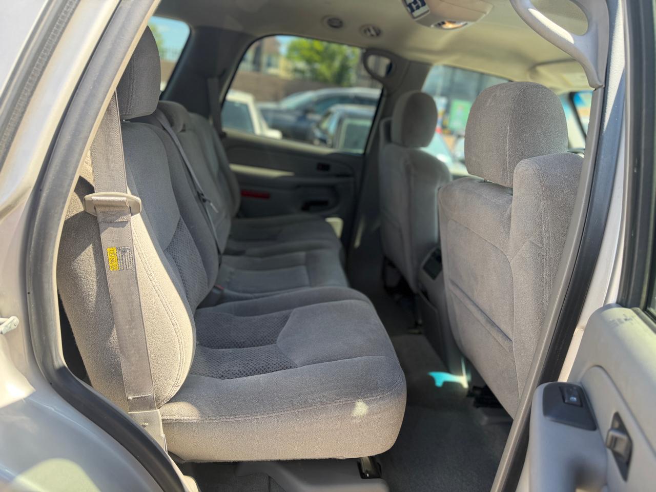 Chevrolet Tahoe 4WD 2004