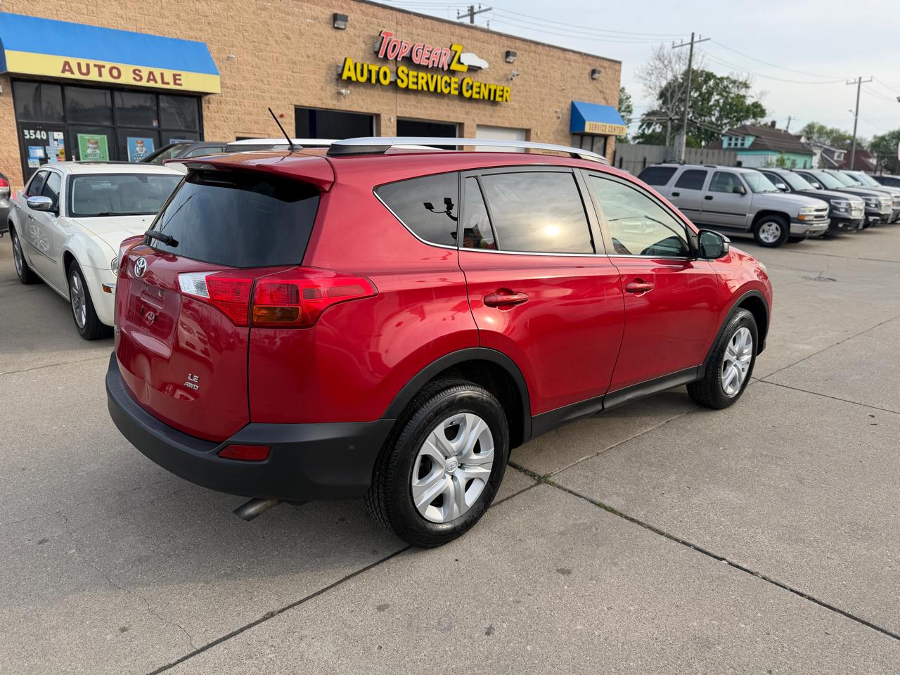 Toyota RAV4 LE AWD 2014