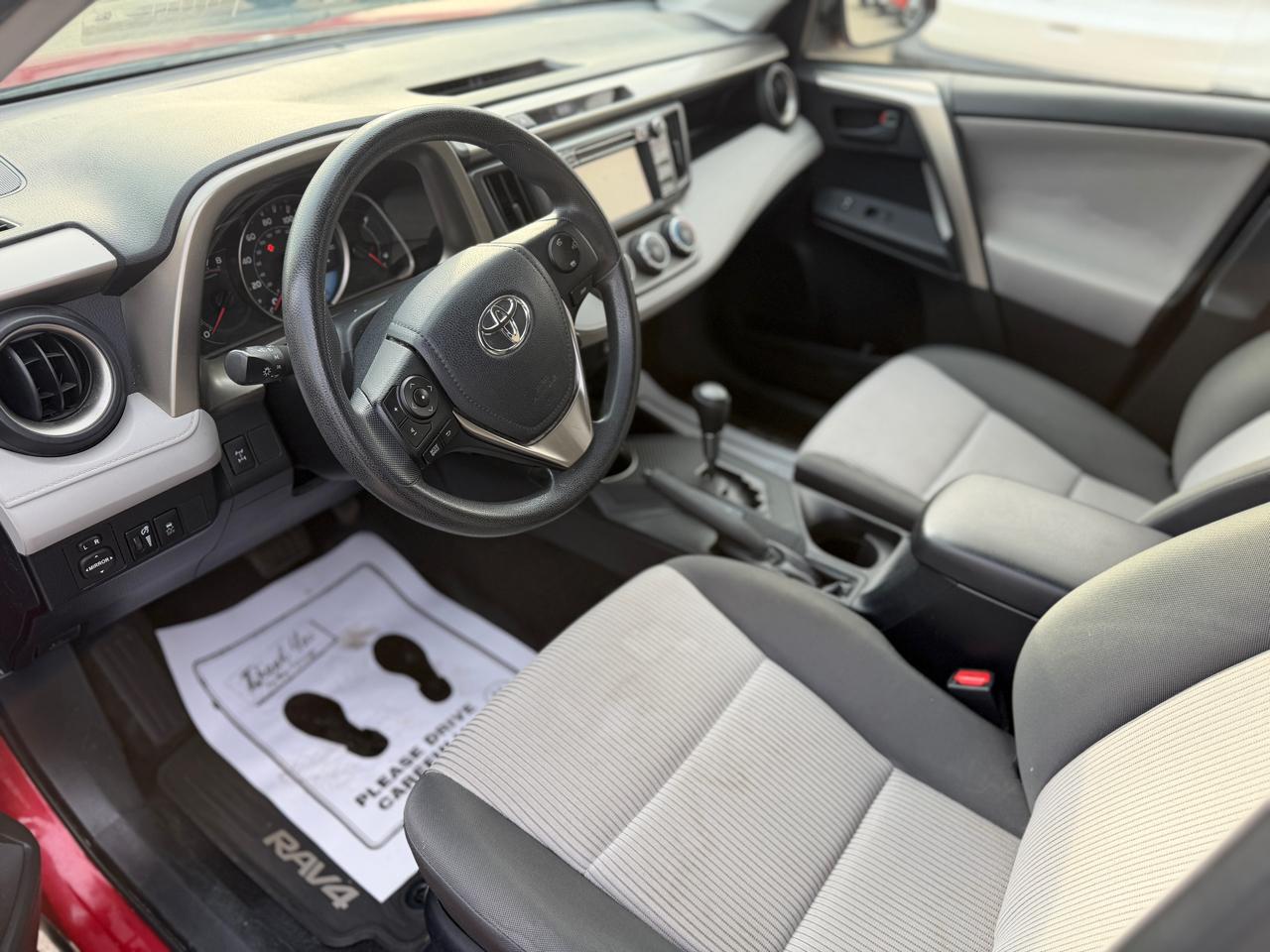 Toyota RAV4 LE AWD 2014