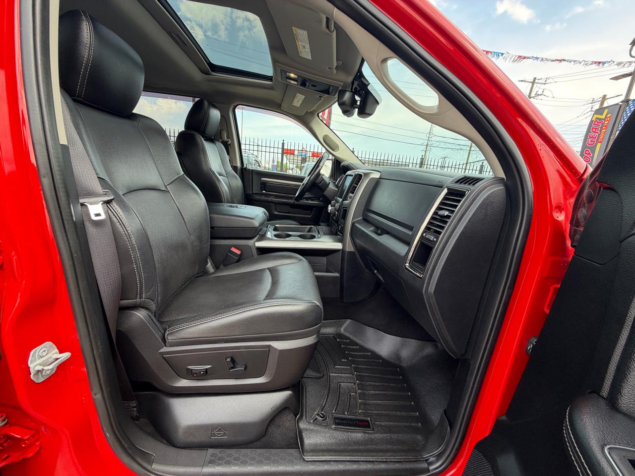 RAM 1500 Sport Crew Cab SWB 4WD 2016