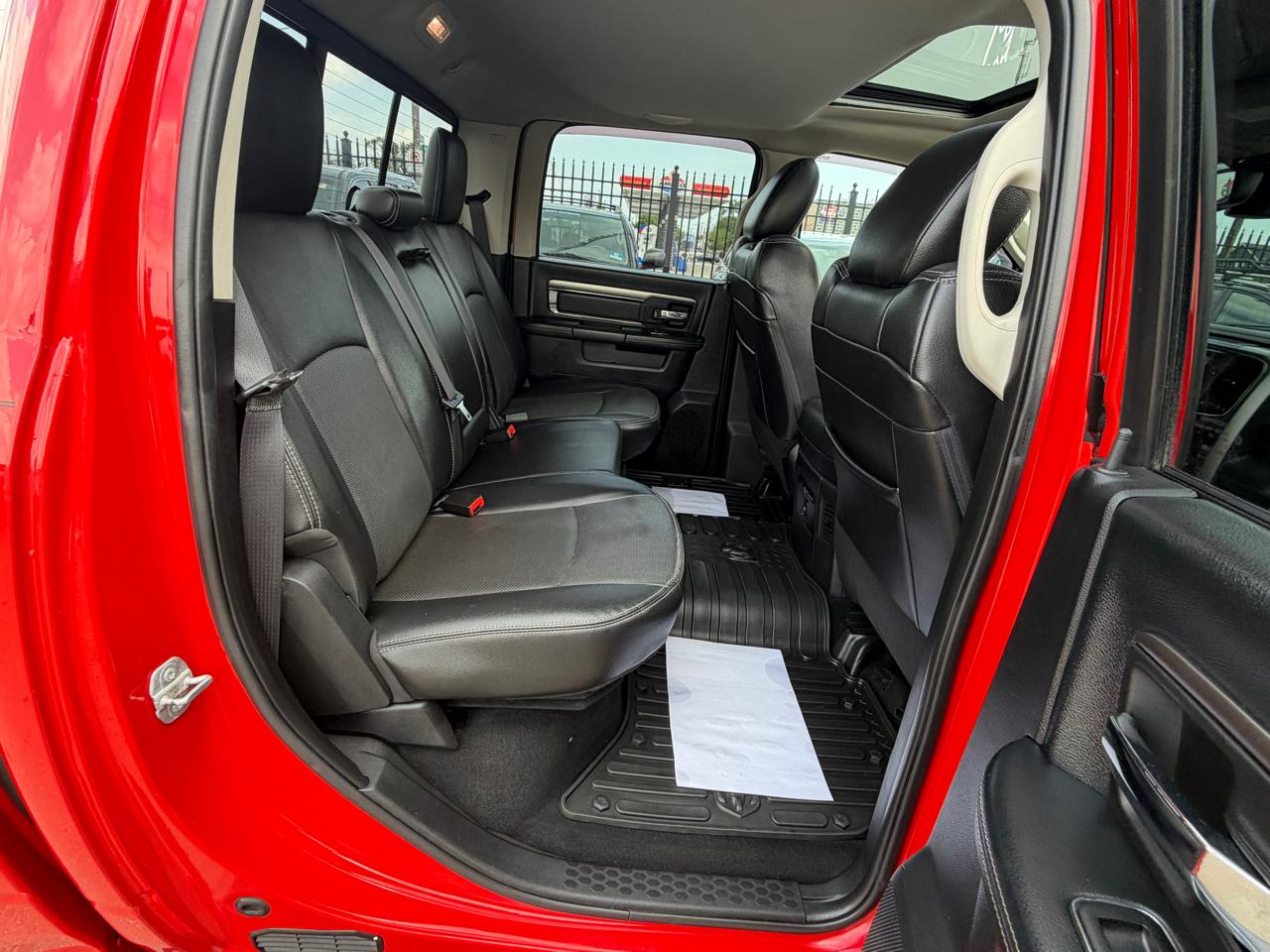 RAM 1500 Sport Crew Cab SWB 4WD 2016