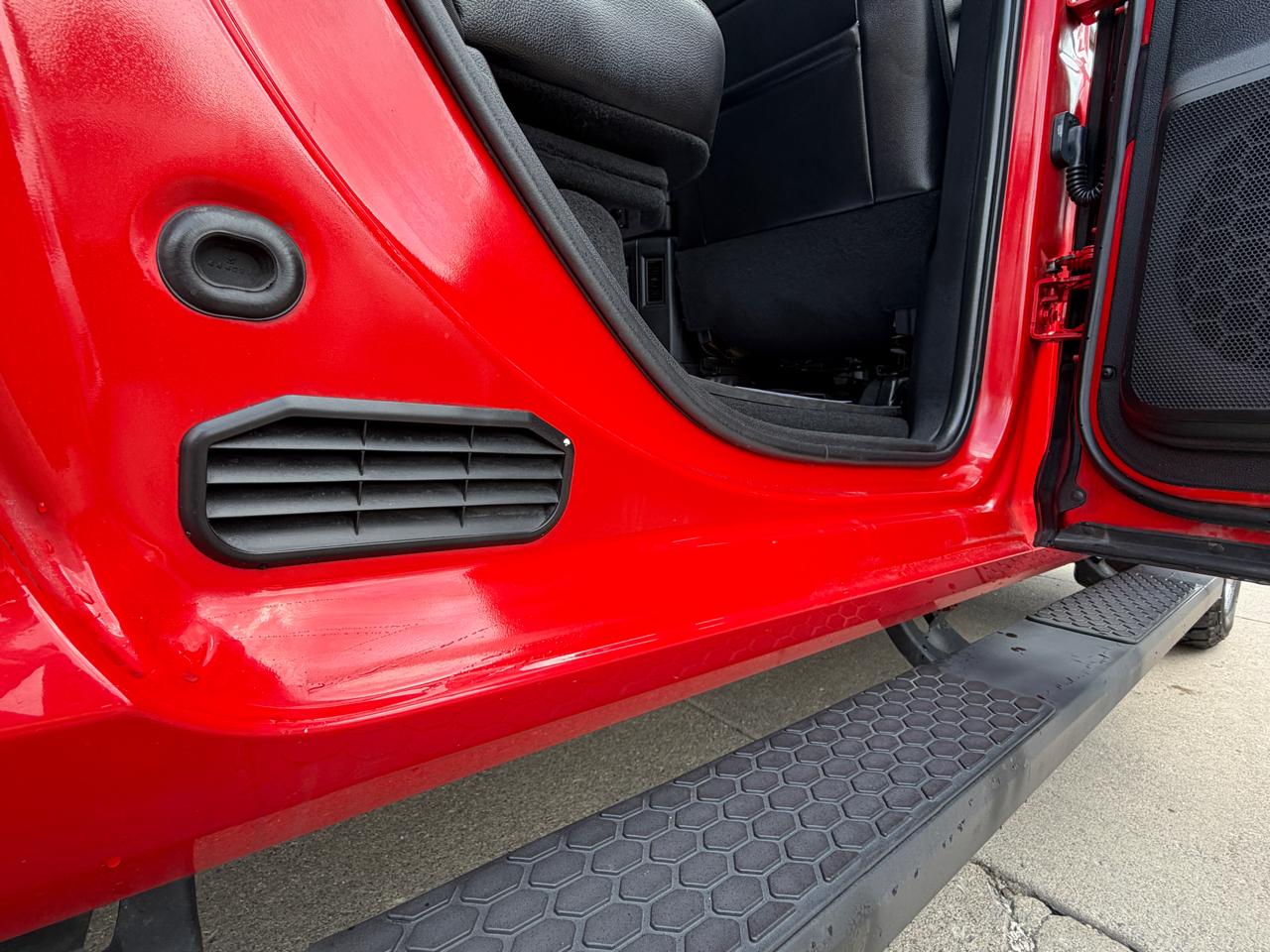 RAM 1500 Sport Crew Cab SWB 4WD 2016