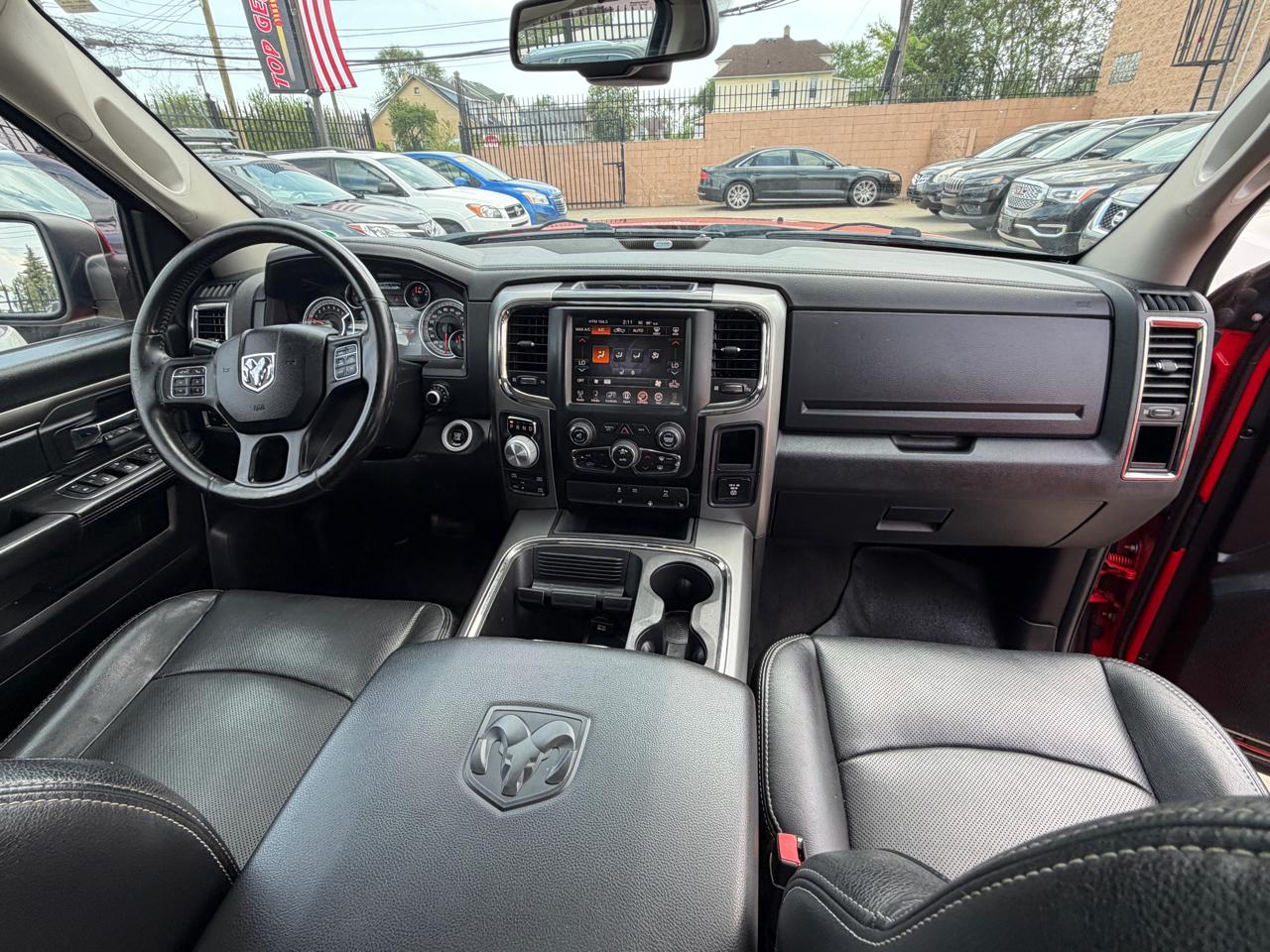 RAM 1500 Sport Crew Cab SWB 4WD 2016