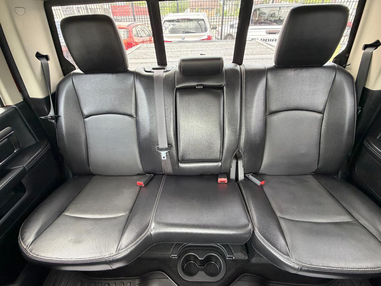 RAM 1500 Sport Crew Cab SWB 4WD 2016