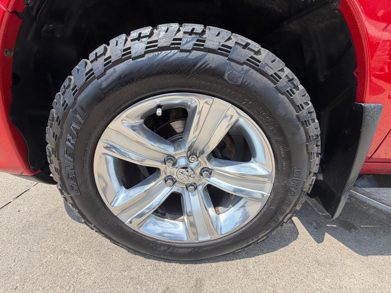 RAM 1500 Sport Crew Cab SWB 4WD 2016