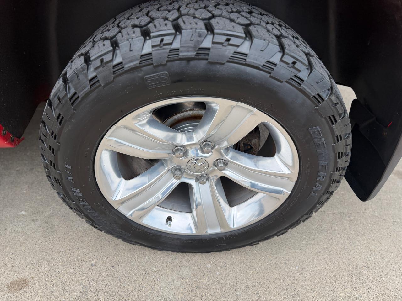 RAM 1500 Sport Crew Cab SWB 4WD 2016
