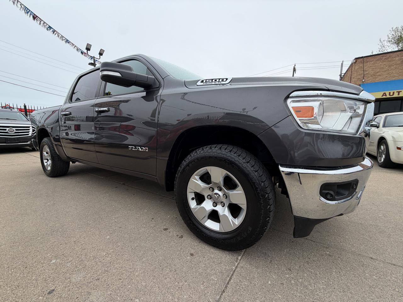 RAM 1500 Big Horn Crew Cab 4WD 2019