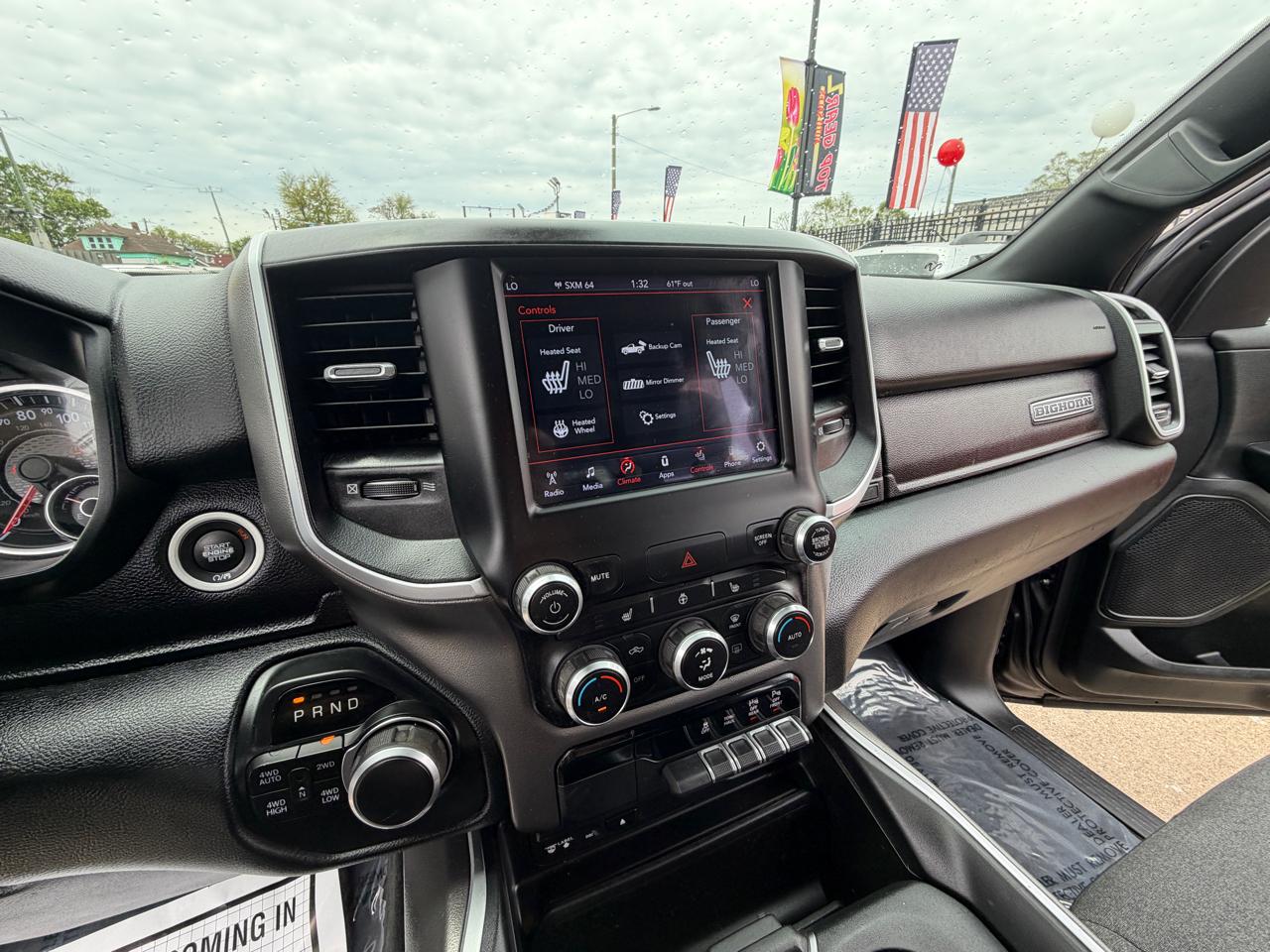 RAM 1500 Big Horn Crew Cab 4WD 2019