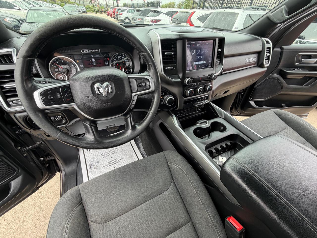 RAM 1500 Big Horn Crew Cab 4WD 2019