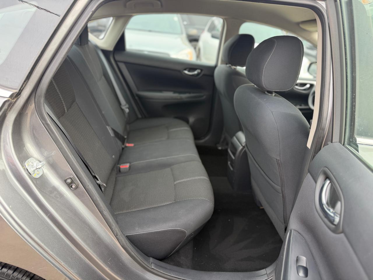 Nissan Sentra S 2016