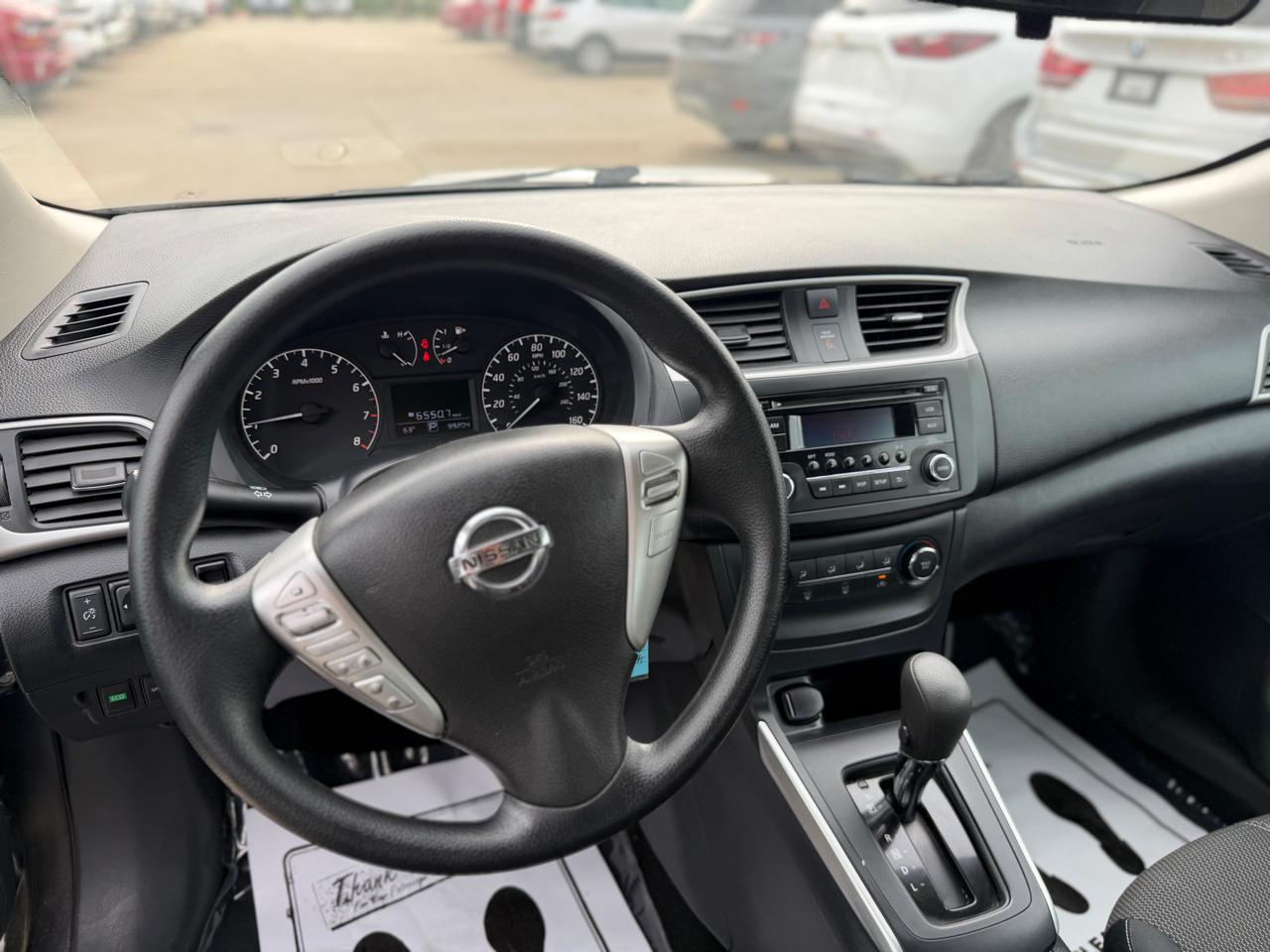 Nissan Sentra S 2016