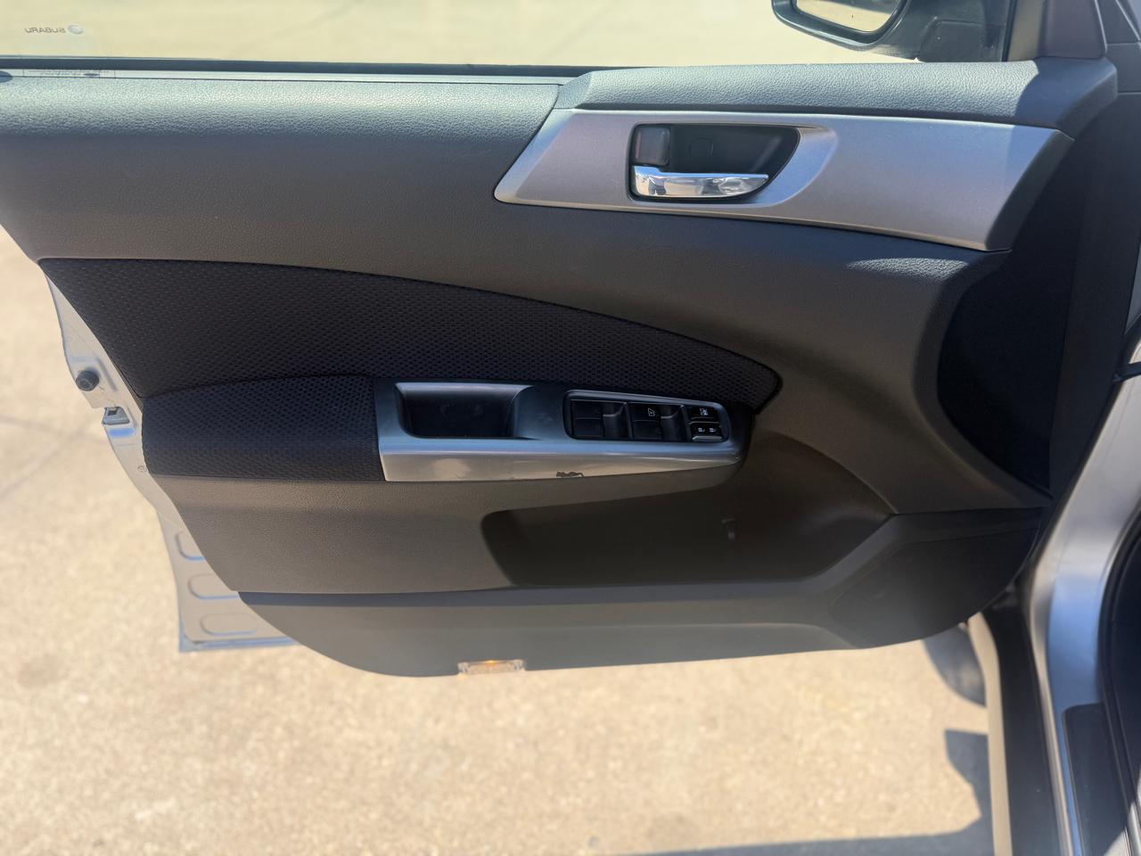 Subaru Forester 2.5X Premium 2013