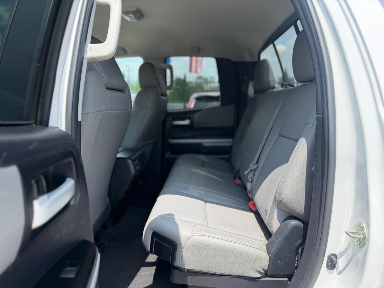 Toyota Tundra Limited 5.7L Double Cab 4WD 2016