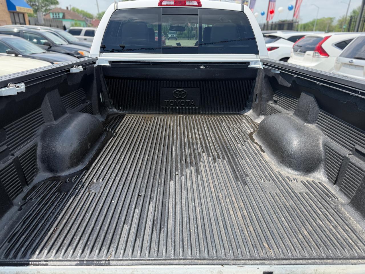 Toyota Tundra Limited 5.7L Double Cab 4WD 2016