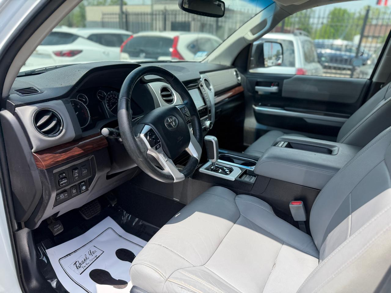 Toyota Tundra Limited 5.7L Double Cab 4WD 2016