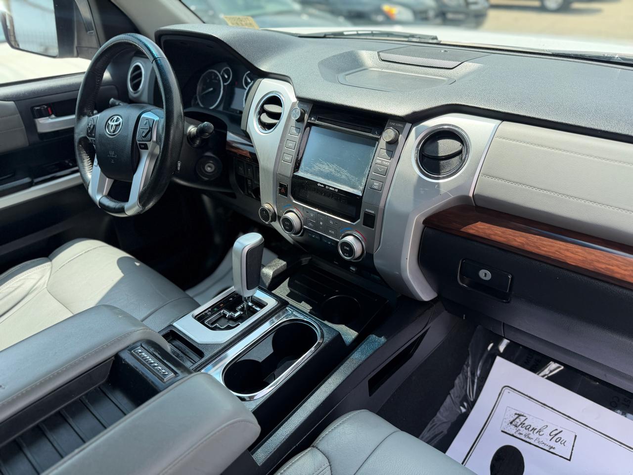 Toyota Tundra Limited 5.7L Double Cab 4WD 2016