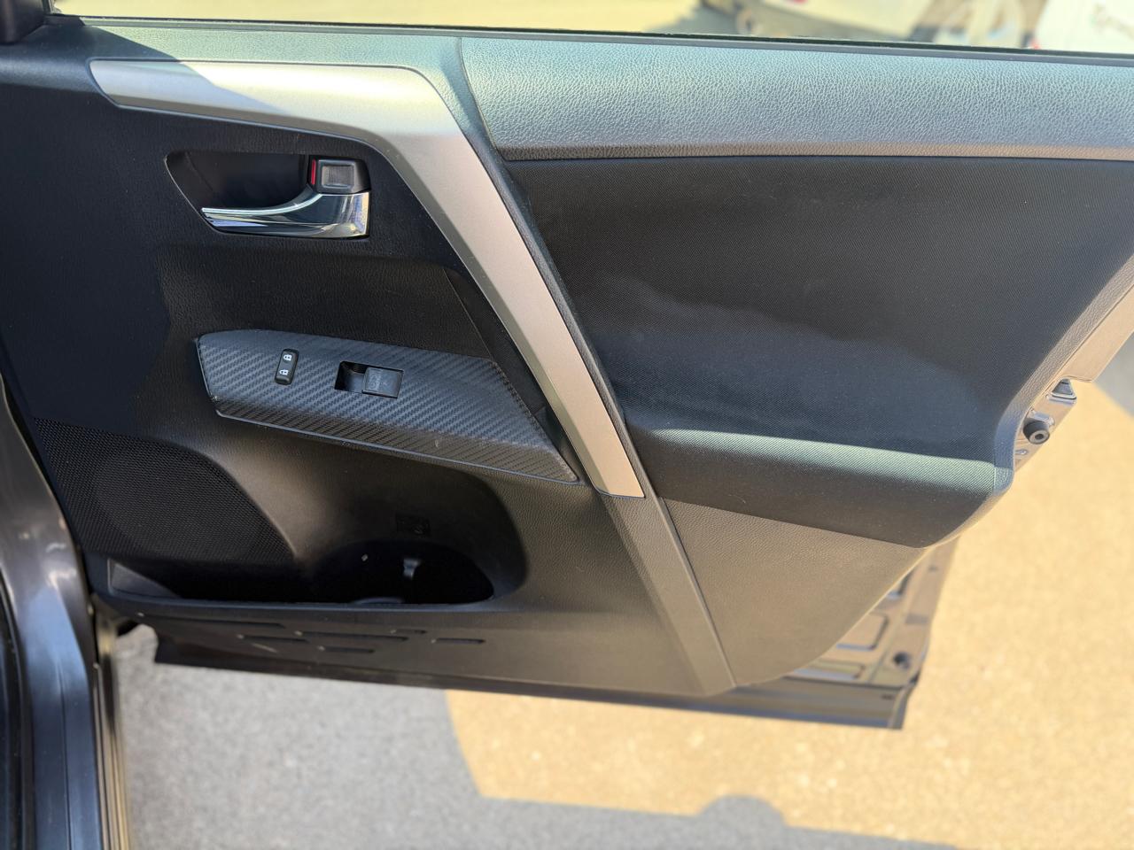 Toyota RAV4 XLE AWD 2014