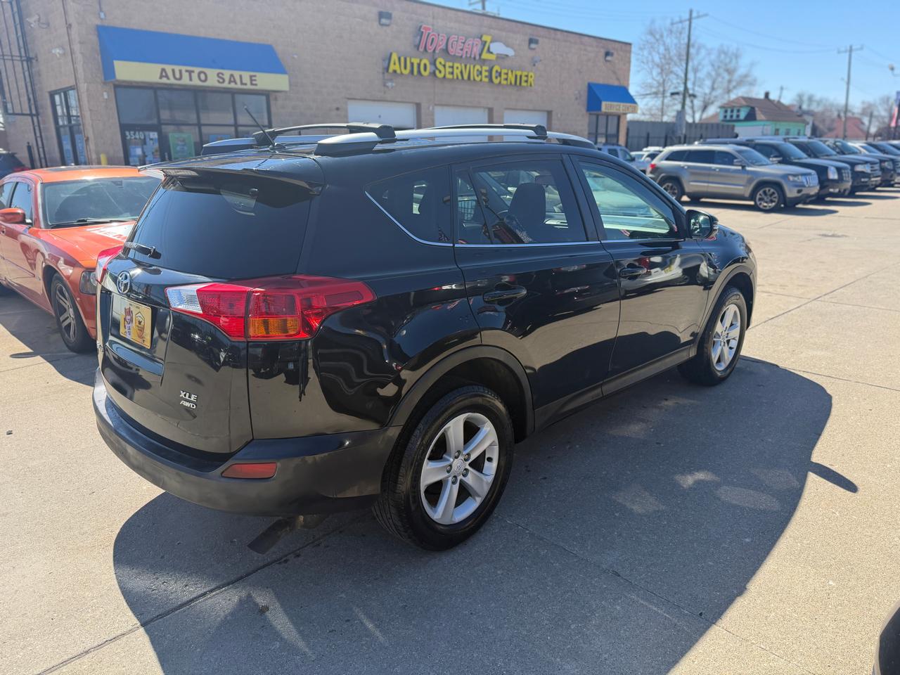 Toyota RAV4 XLE AWD 2013