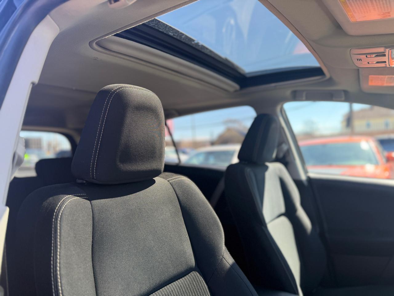 Toyota RAV4 XLE AWD 2013