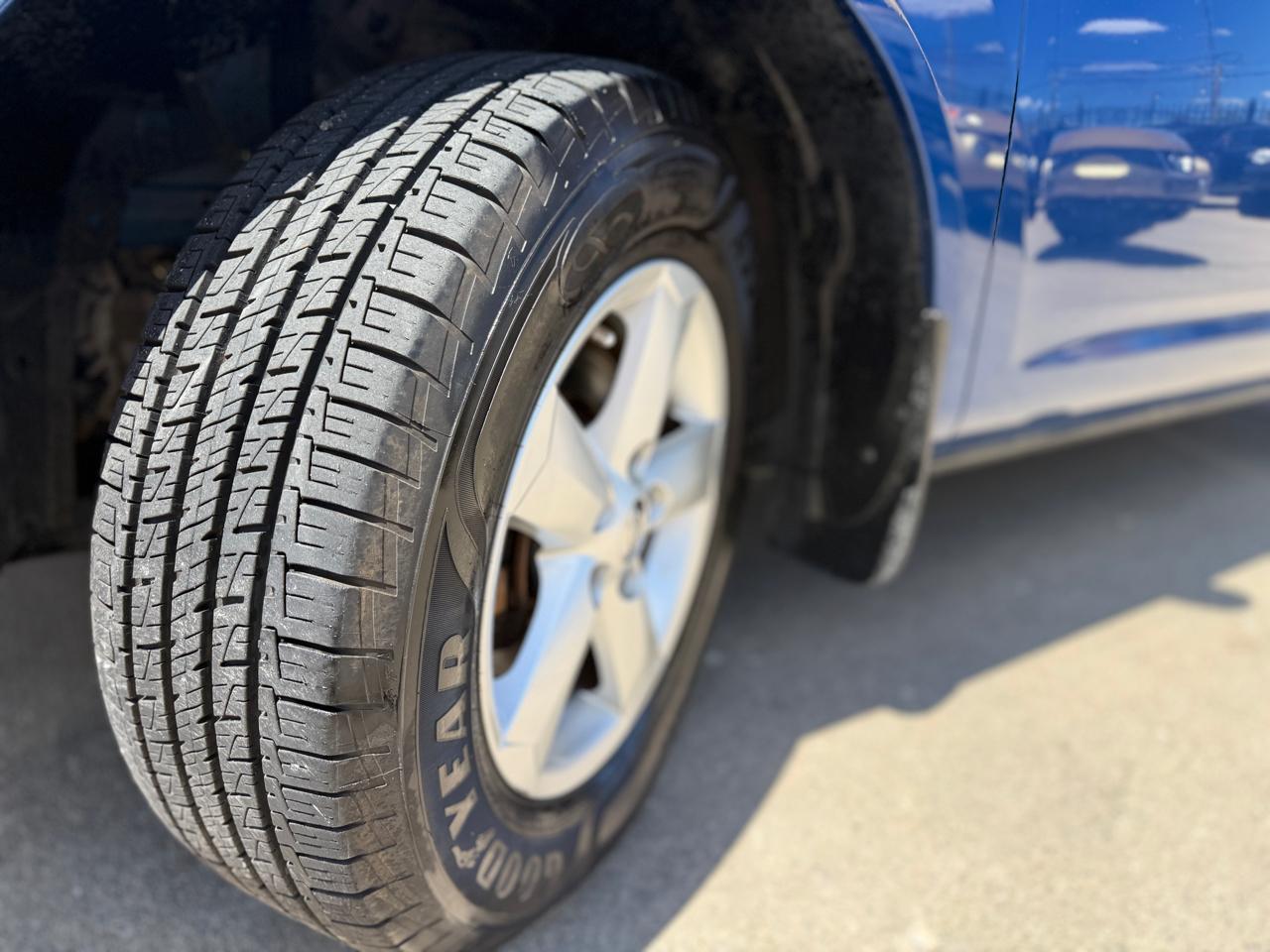 Nissan Rogue S AWD 2010