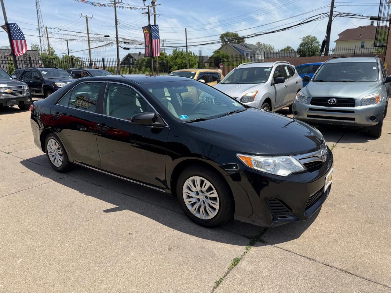 Toyota Camry LE 2014