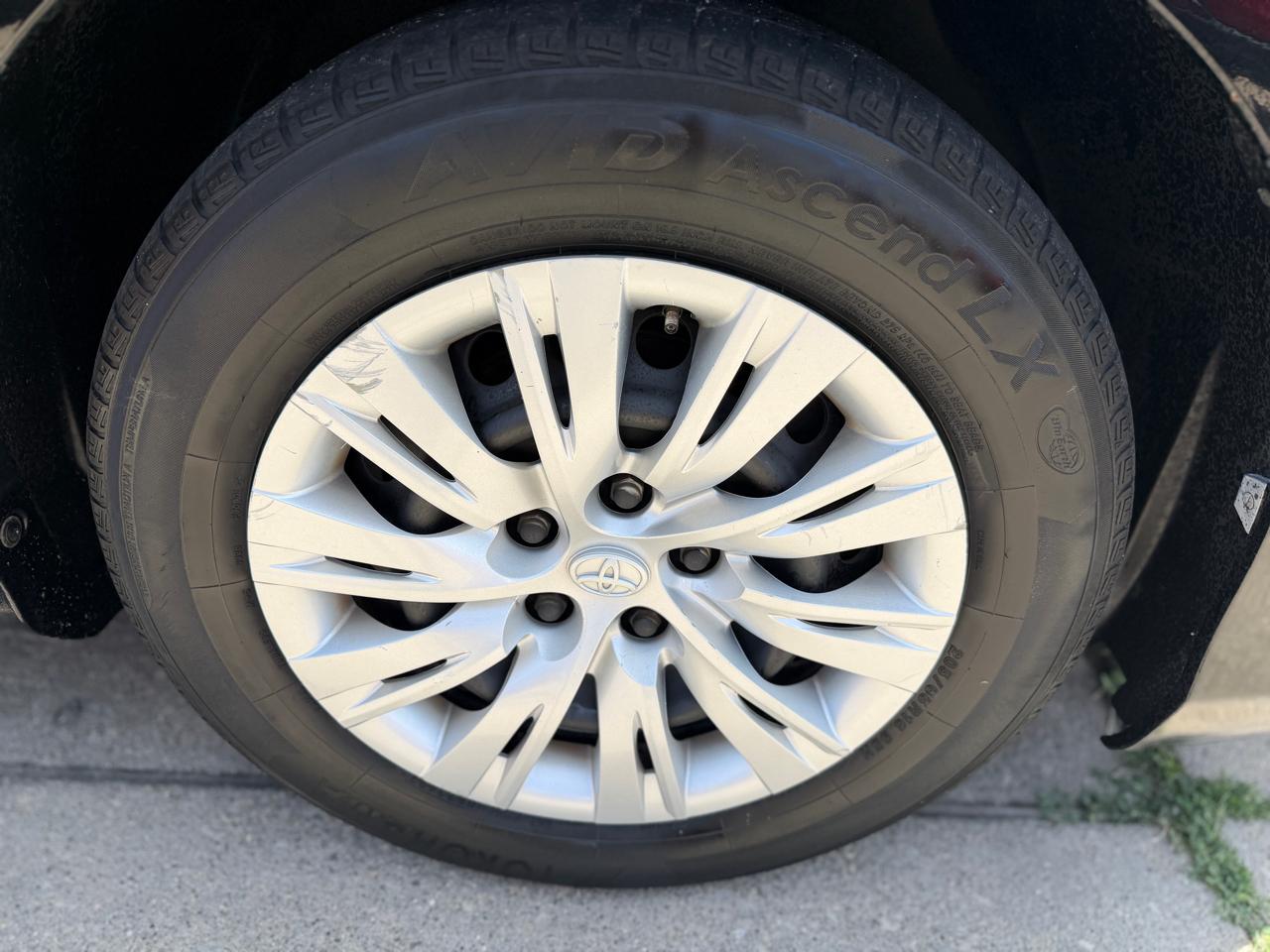 Toyota Camry LE 2014
