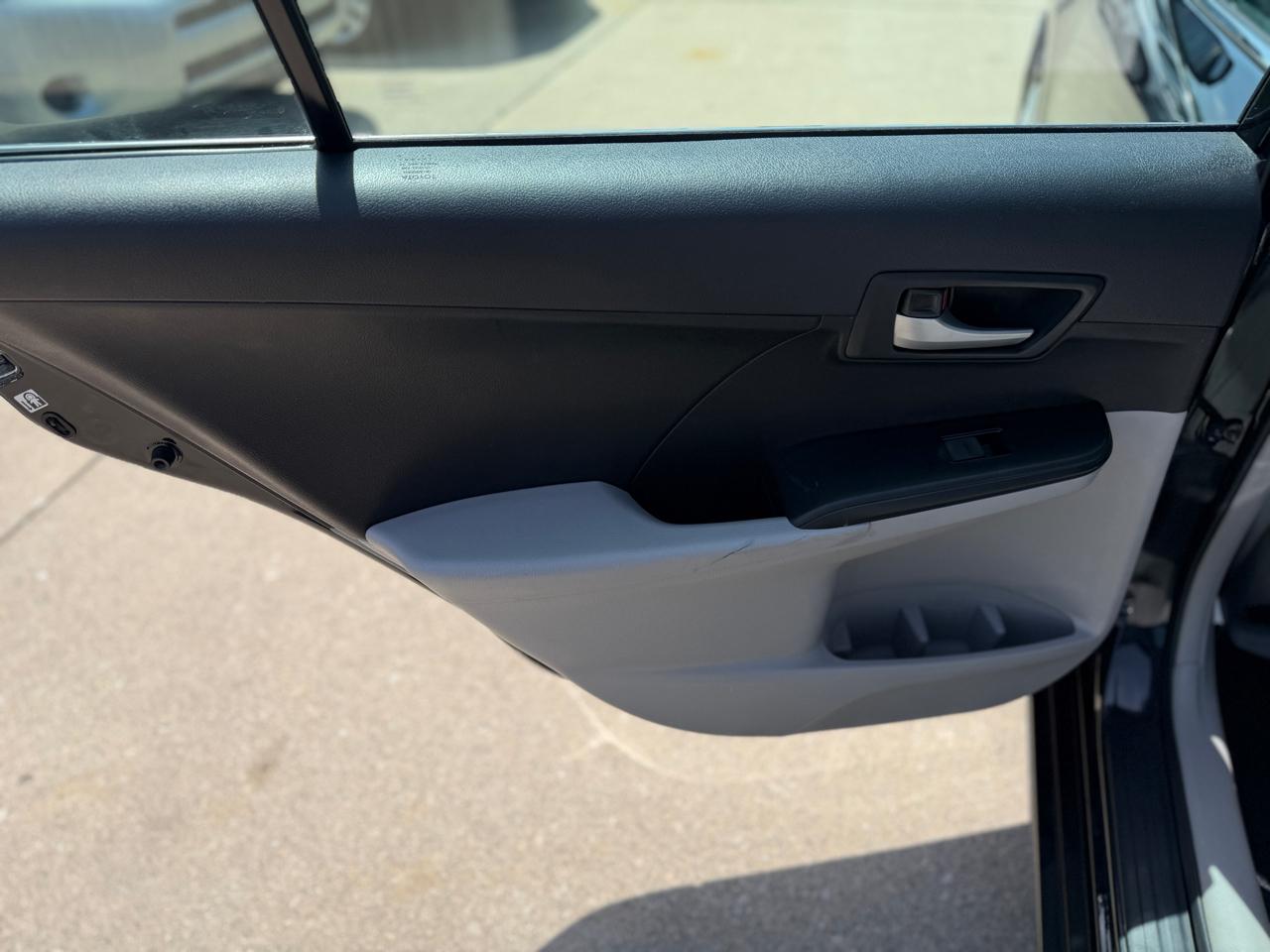 Toyota Camry LE 2014