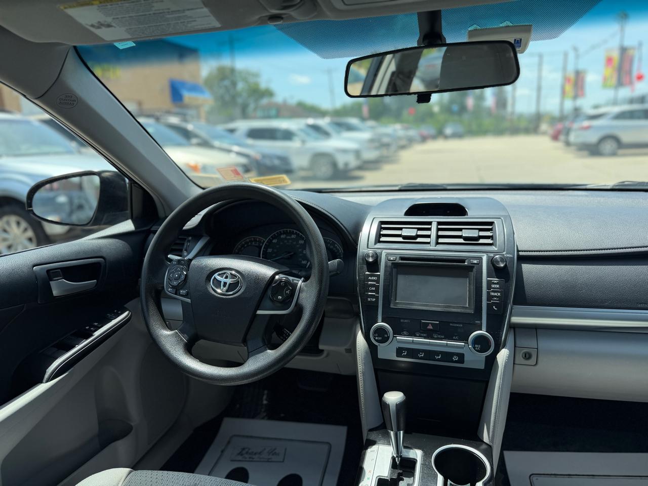 Toyota Camry LE 2014