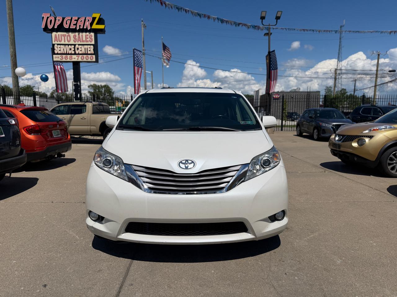 Toyota Sienna  2015