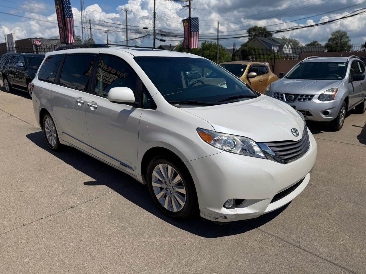 Toyota Sienna  2015