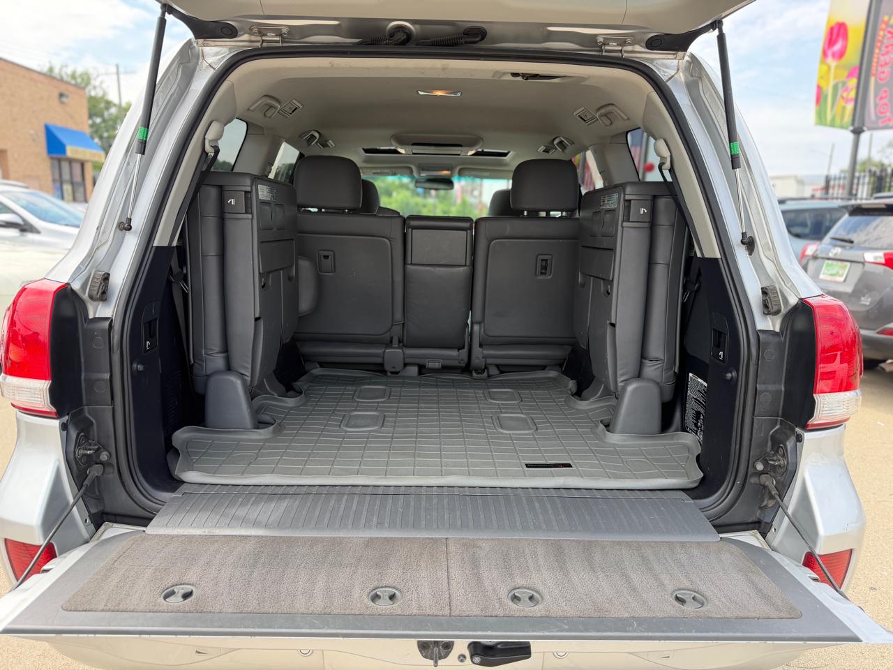 Toyota Land Cruiser 4WD 2011