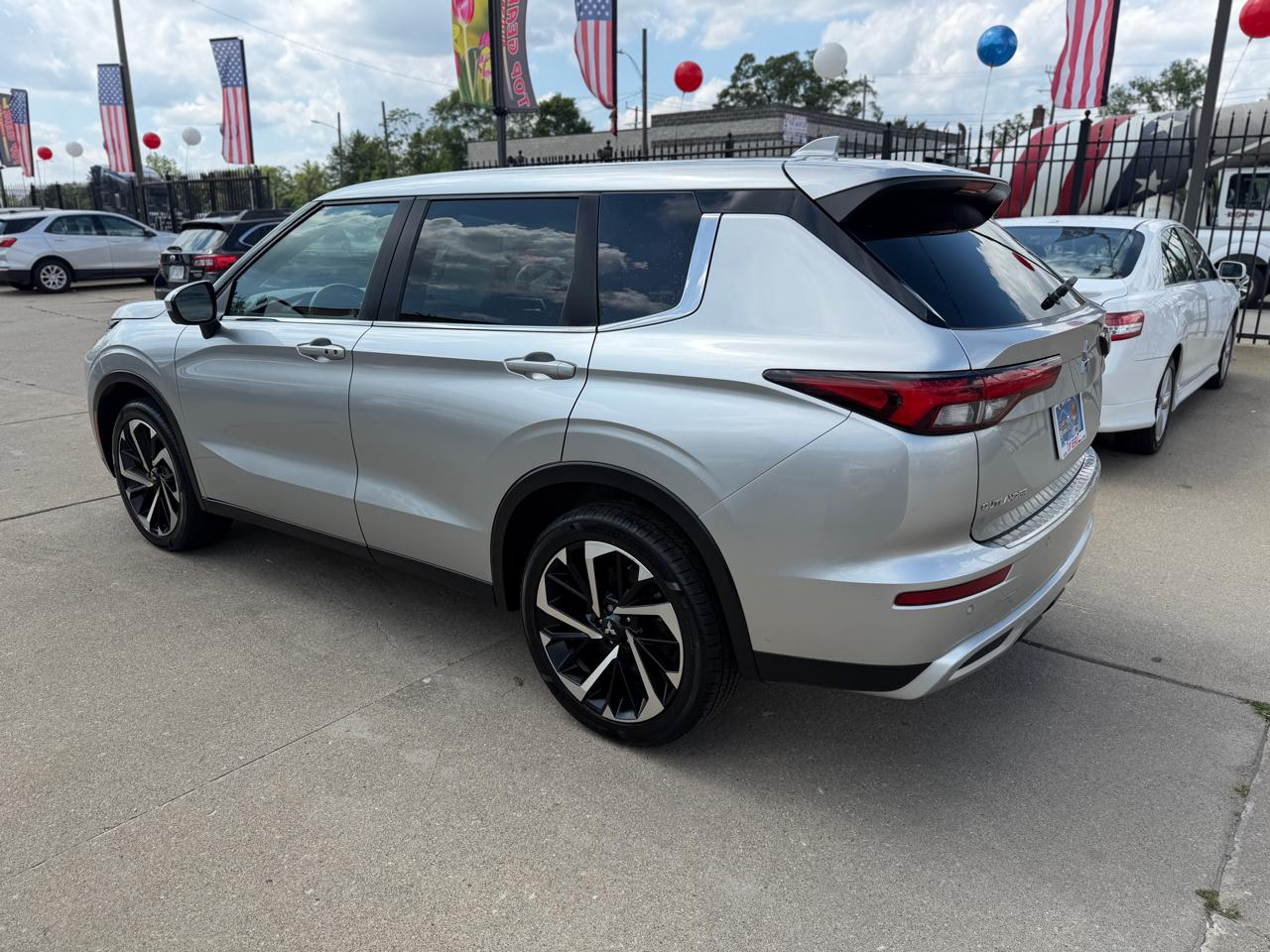 Mitsubishi Outlander SE 4WD 2022
