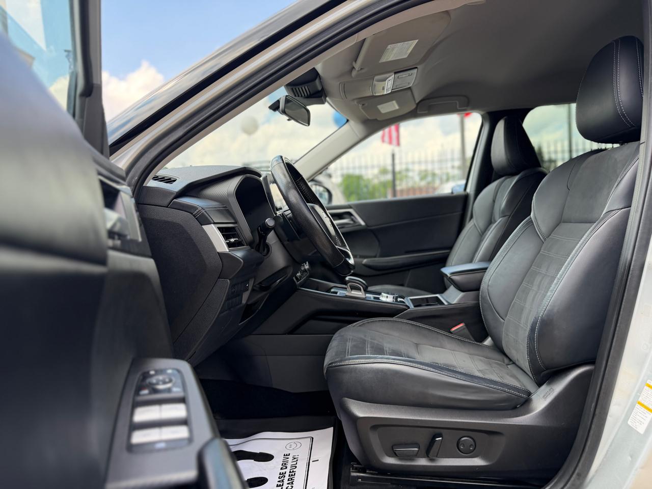 Mitsubishi Outlander SE 4WD 2022