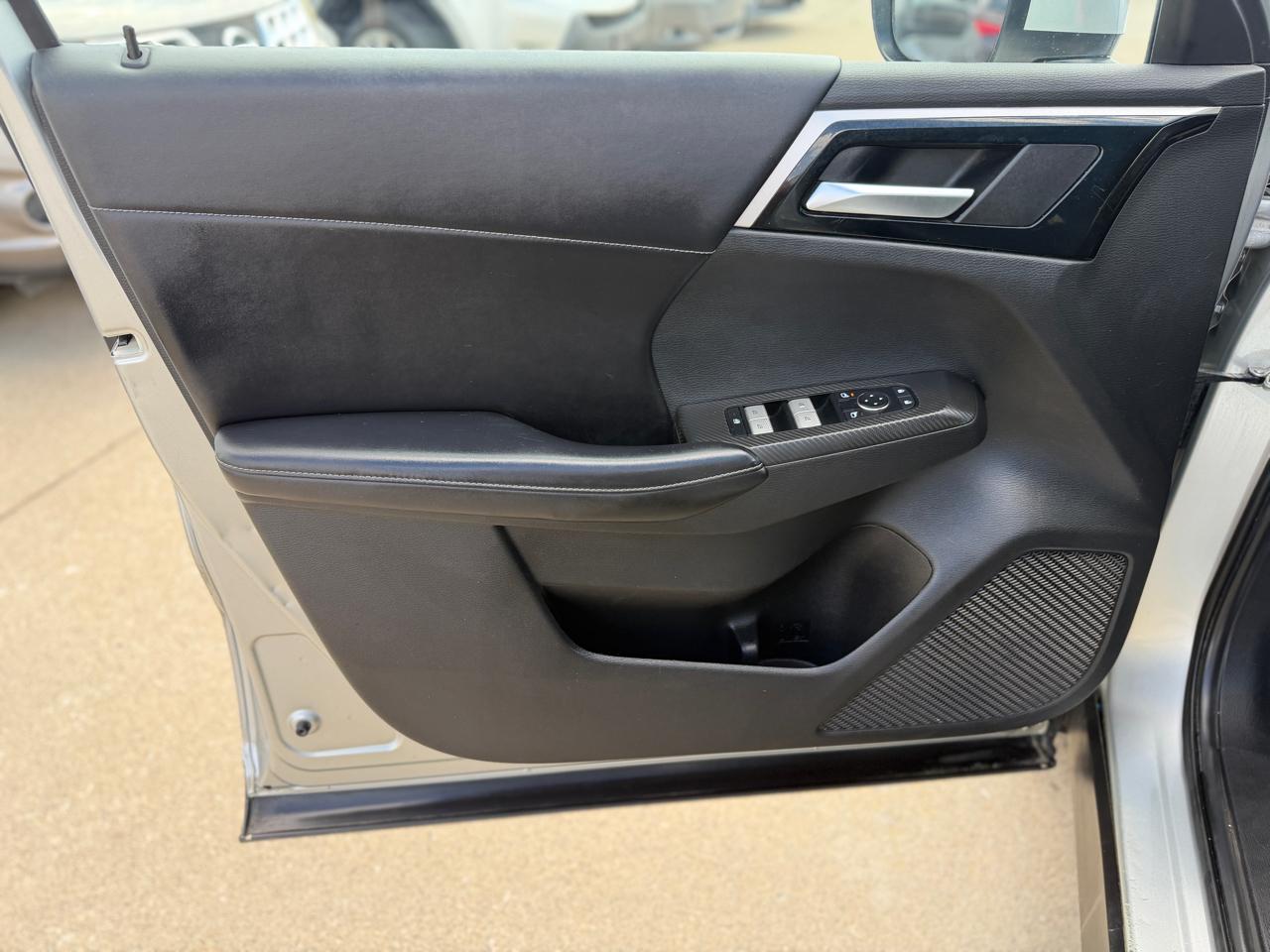Mitsubishi Outlander SE 4WD 2022