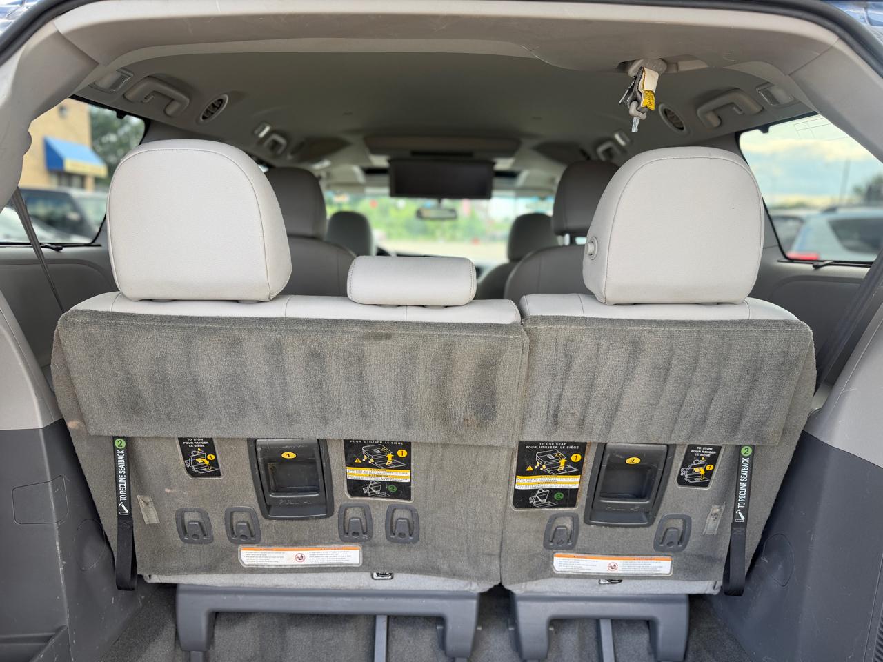 Toyota Sienna  2017