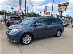 2017 Toyota Sienna 