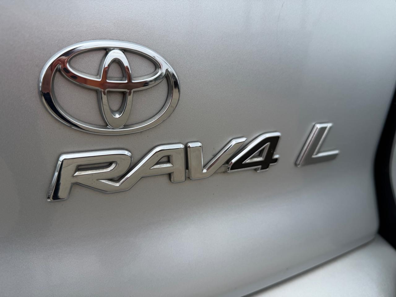 Toyota RAV4  2002
