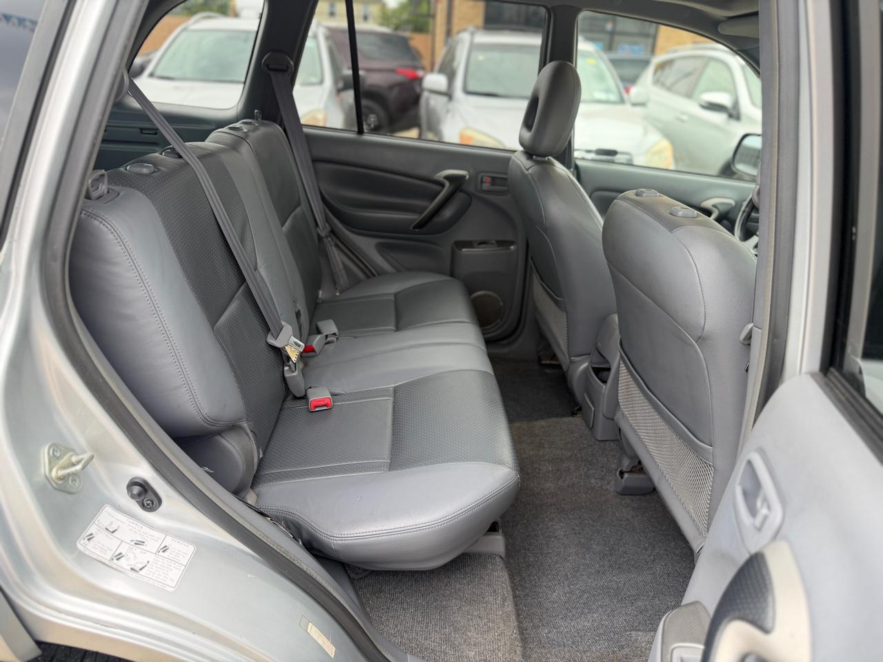 Toyota RAV4  2002