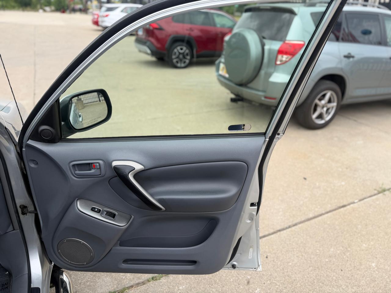 Toyota RAV4  2002