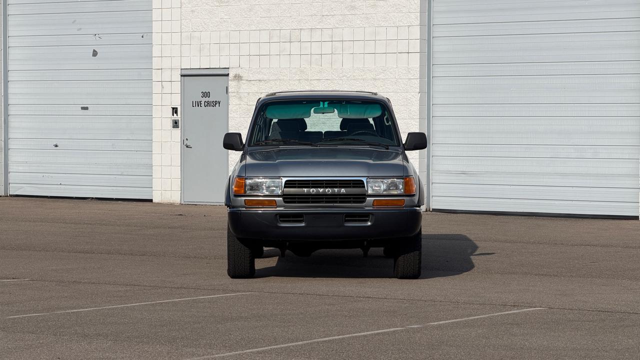 Toyota Land Cruiser 4WD 1991
