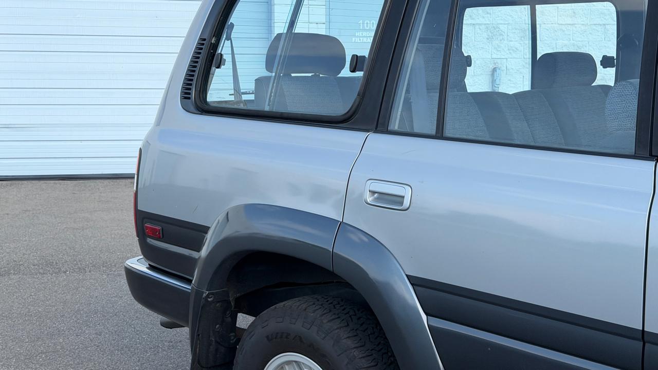 Toyota Land Cruiser 4WD 1991