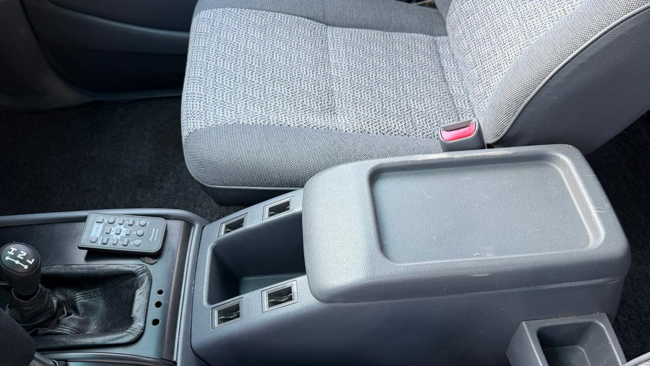 Toyota Land Cruiser 4WD 1991