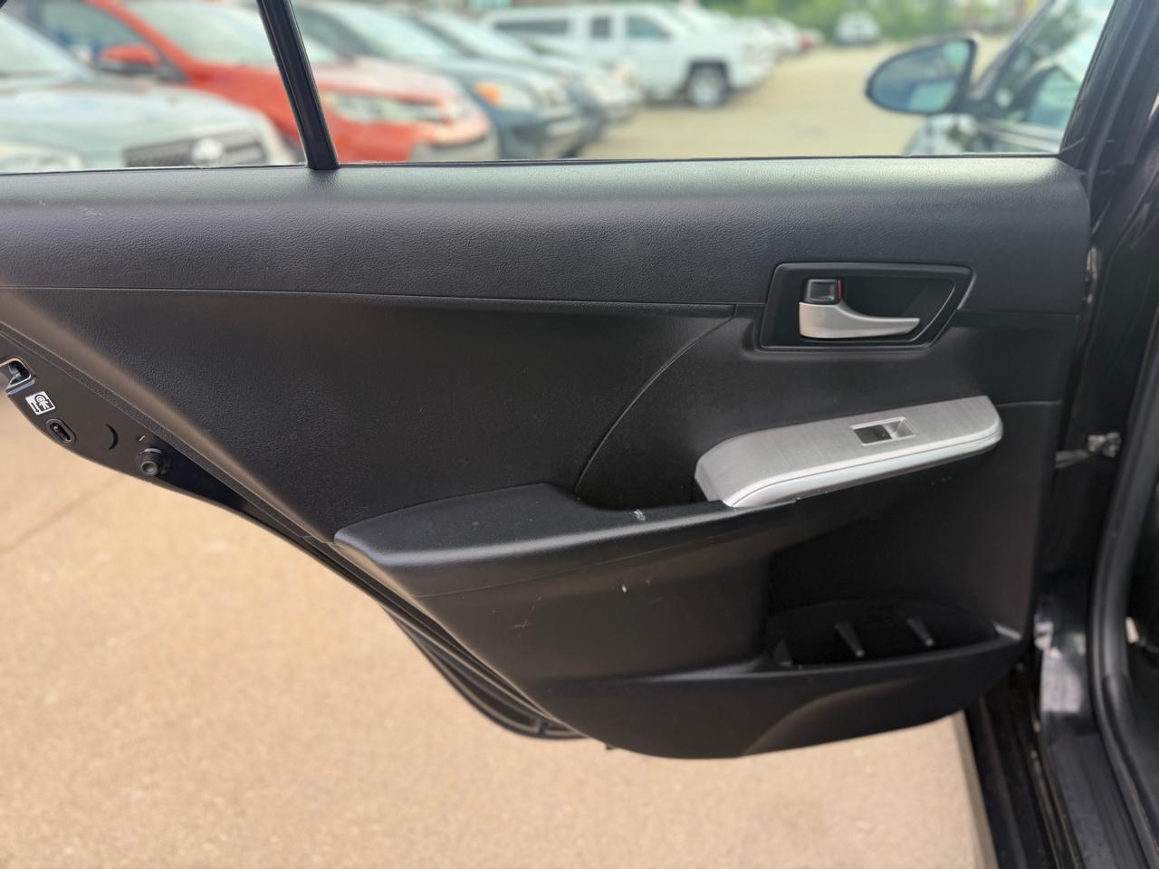 Toyota Camry SE 2012