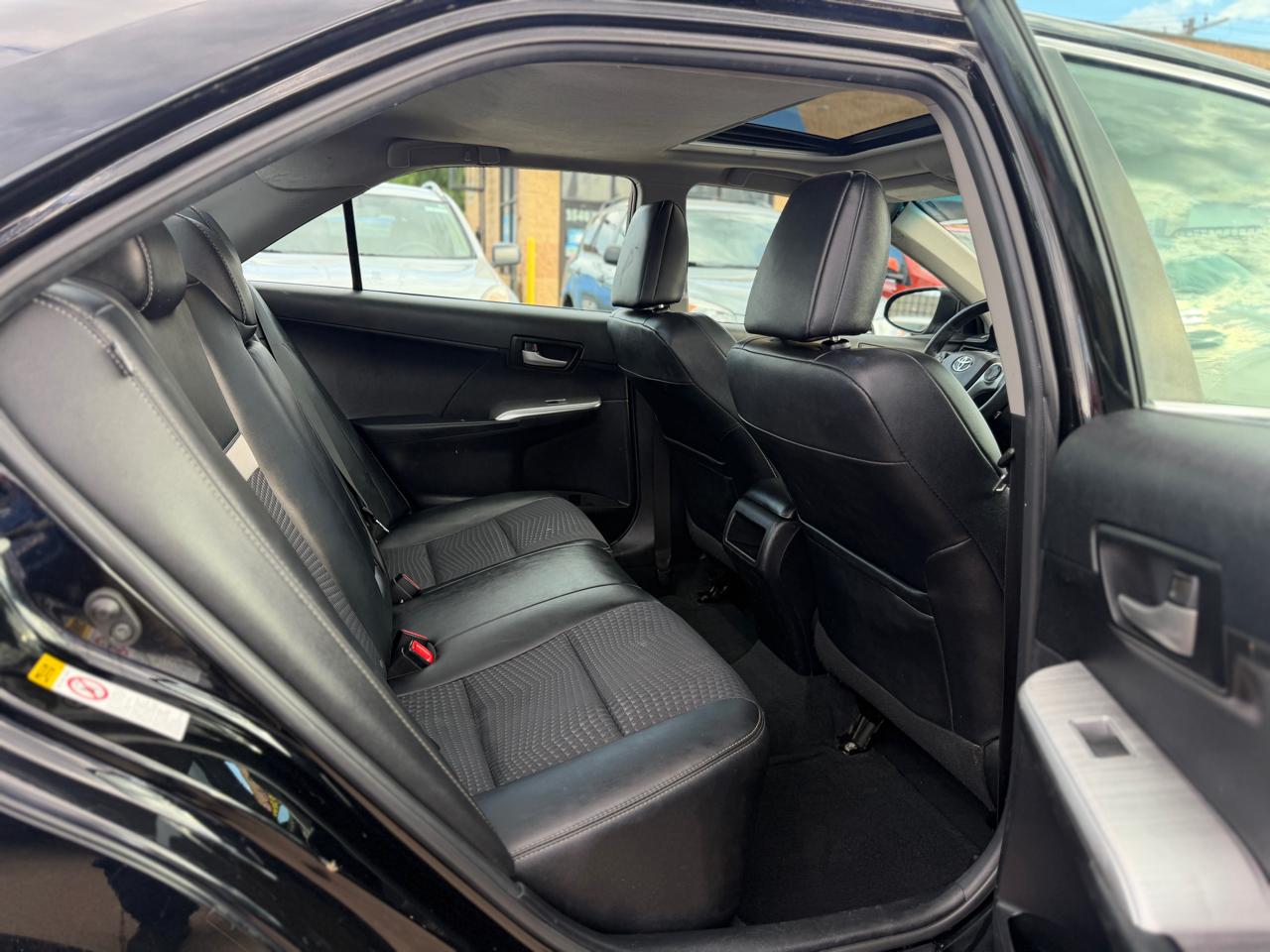 Toyota Camry SE 2012